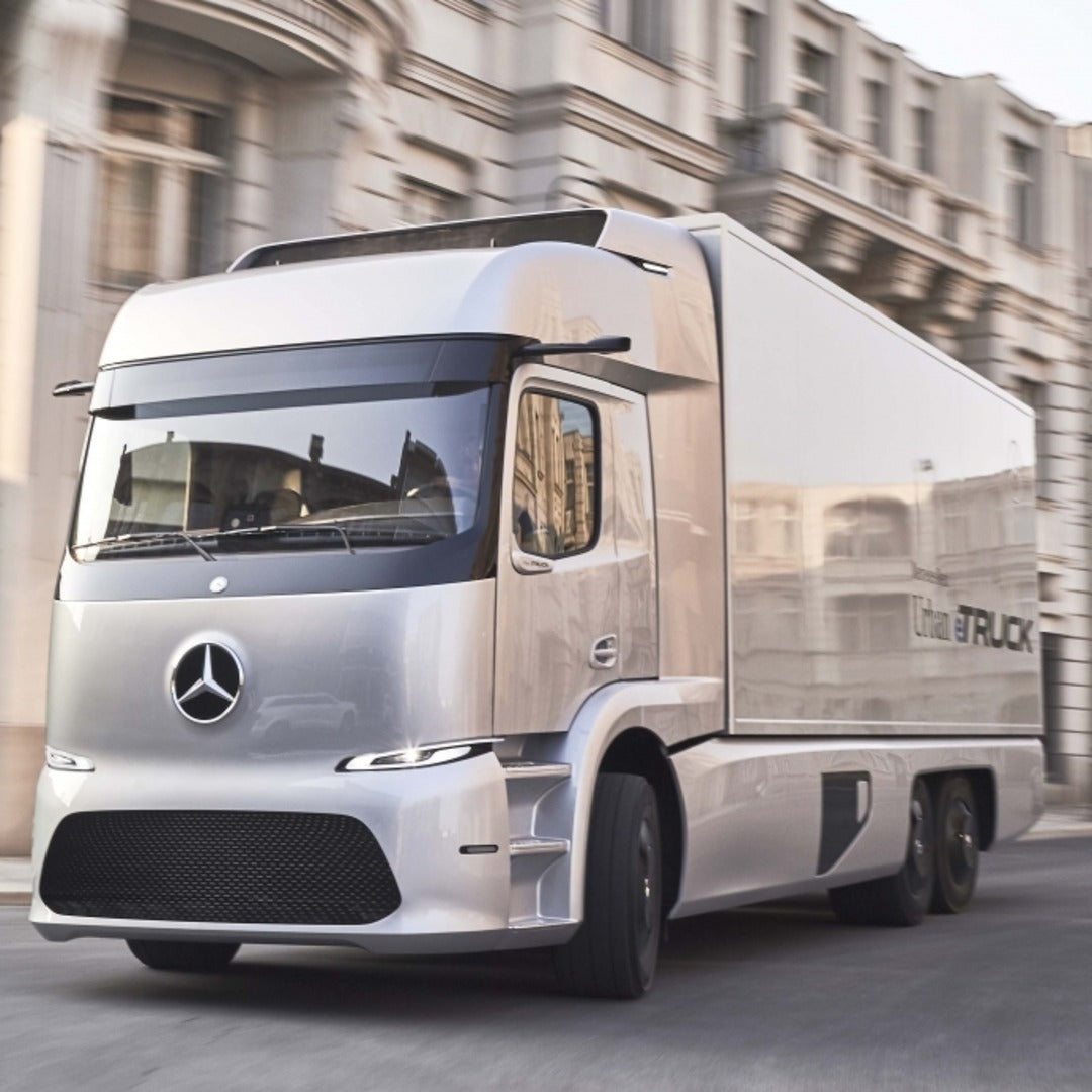 Visionärer Urban E-Truck von Daimler Trucks mit Kiesling Kühlaufbau aus 2016